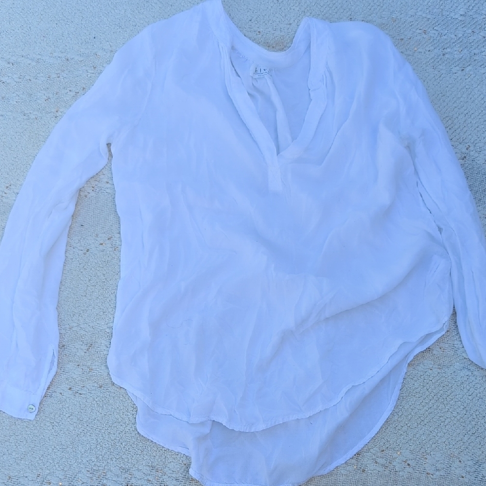 Velvet By Graham And Spencer White Tunic